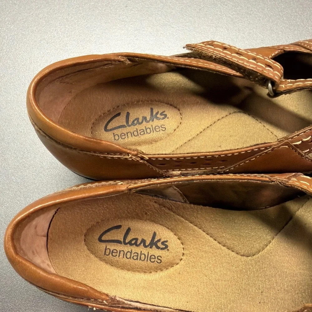 Clarks bendables mary
